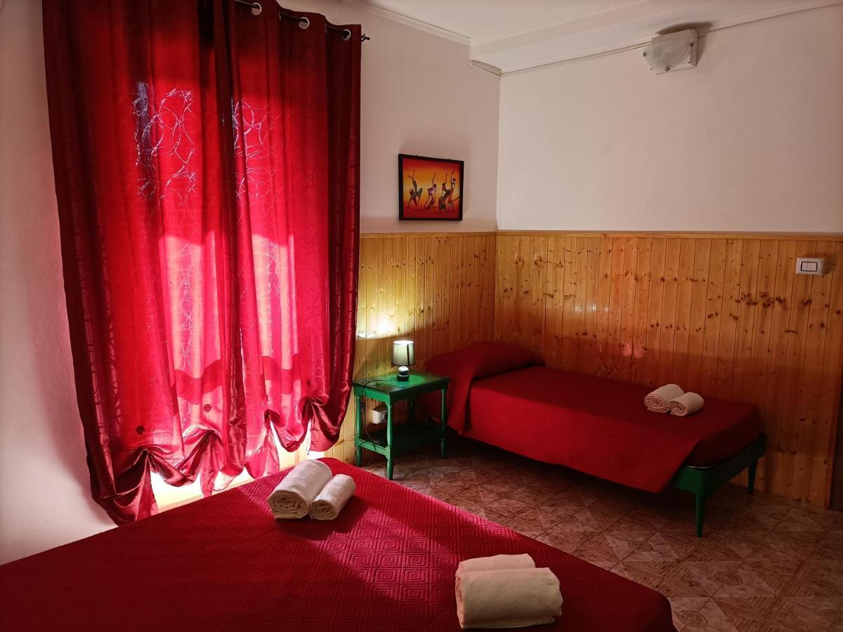 Mony'S Island B&B Alghero Eksteriør billede